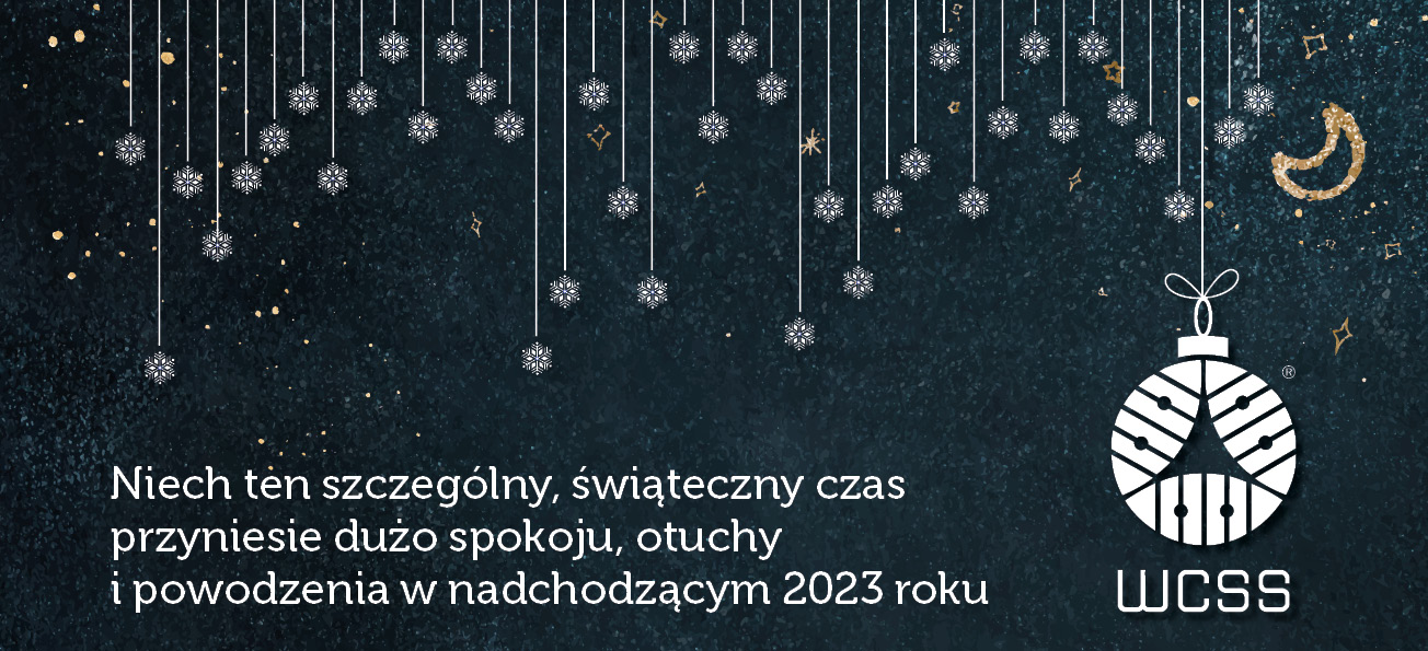 Bożonarodzeniowa karta świąteczna z bombkami, gwiazdami i księżycem na tle nocnego nieba, zawierająca życzenia o treści: Niech ten szczególny, świąteczny czas przyniesie dużo spokoju, otuchy i powodzenia w nadchodzącym 2023 roku.