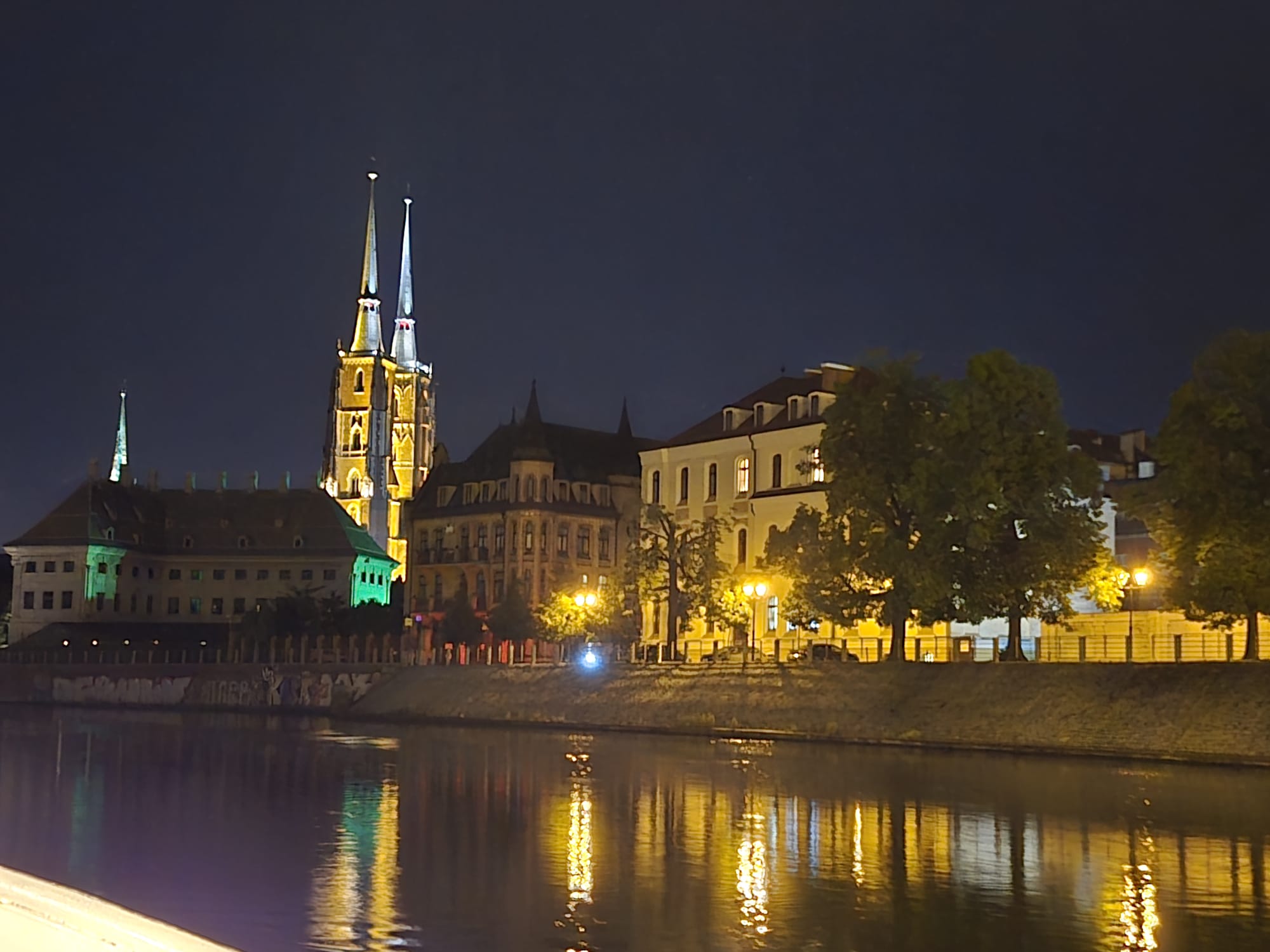 Rejs statkiem Wratislavia - widok na Ostrów Tumski